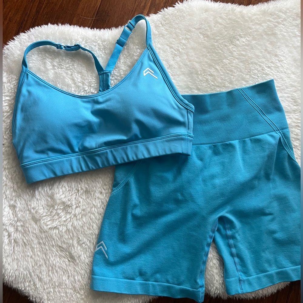 Oner Active Effortless set in electric blue